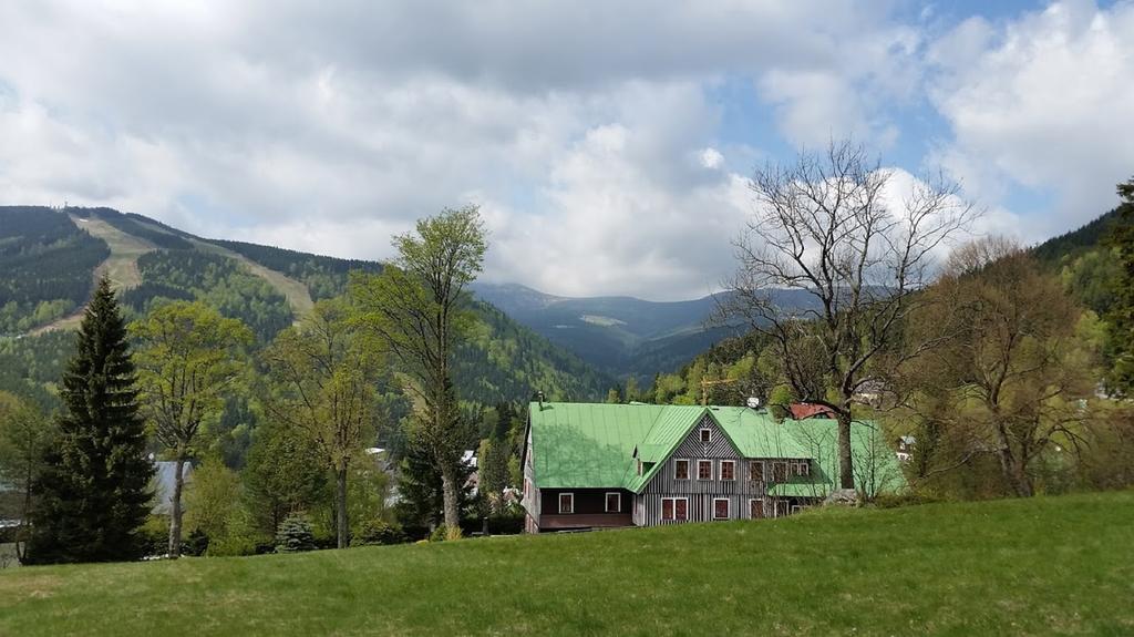 Pension Lucerna Špindlerŭv Mlýn Exterior foto