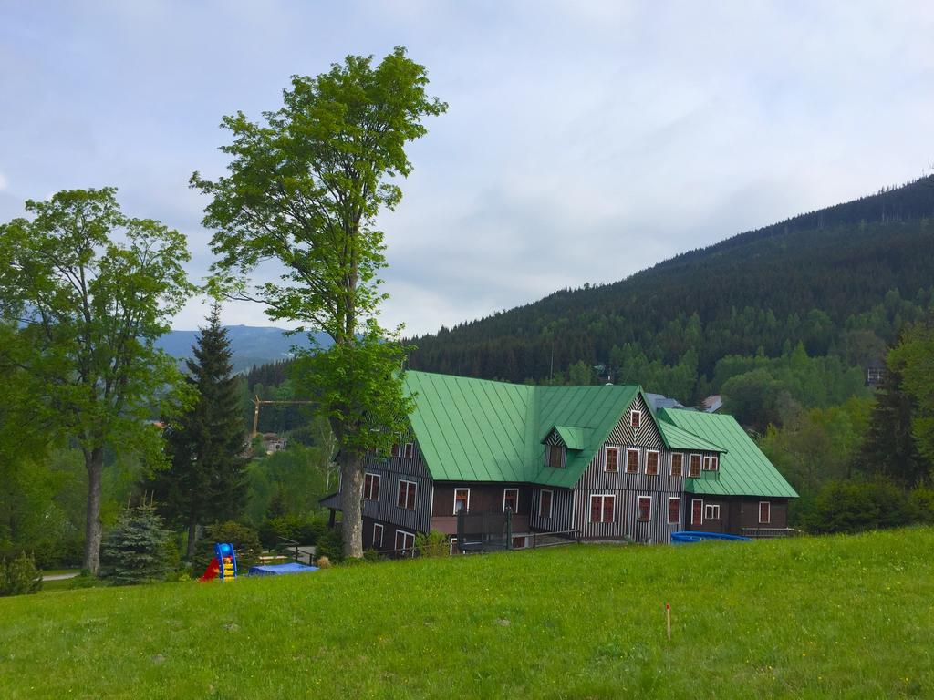 Pension Lucerna Špindlerŭv Mlýn Exterior foto
