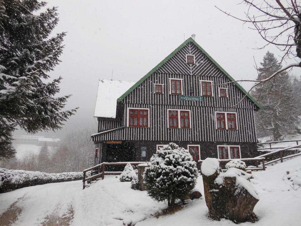 Pension Lucerna Špindlerŭv Mlýn Exterior foto